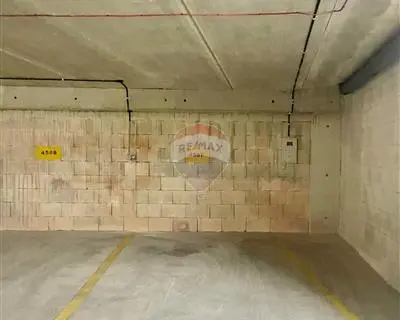 Garage (Residential) for sale in St Julian's