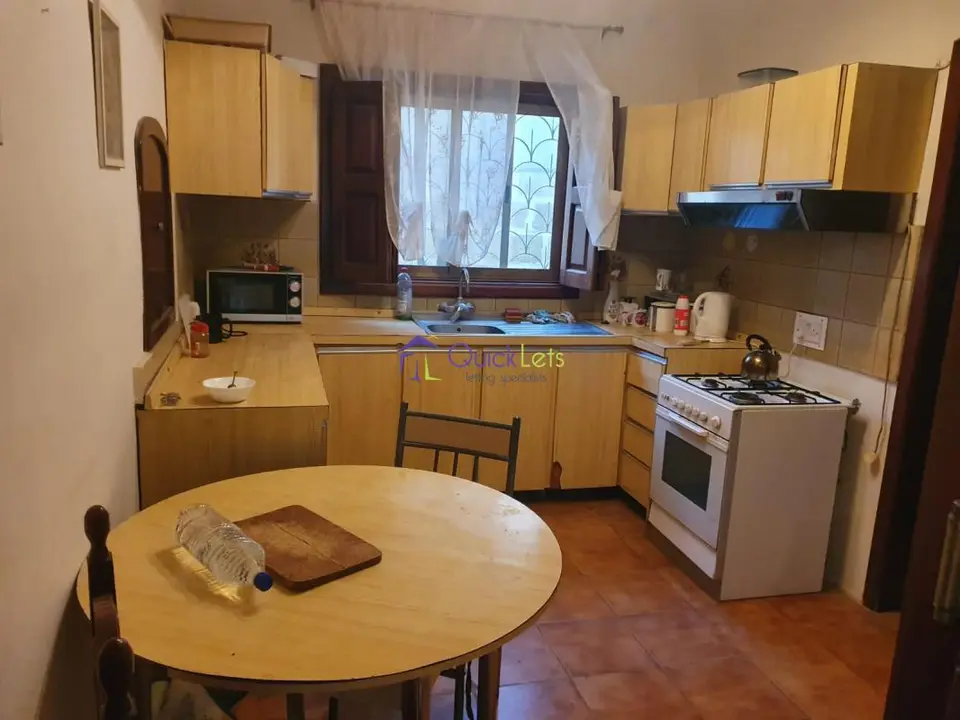 3 bedroom Maisonette to rent in Zebbug
