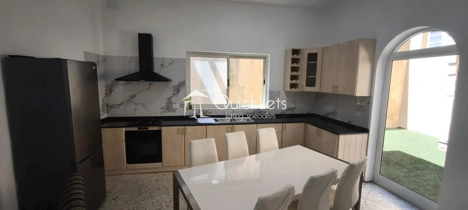 4 bedroom Terraced House to rent in Siggiewi