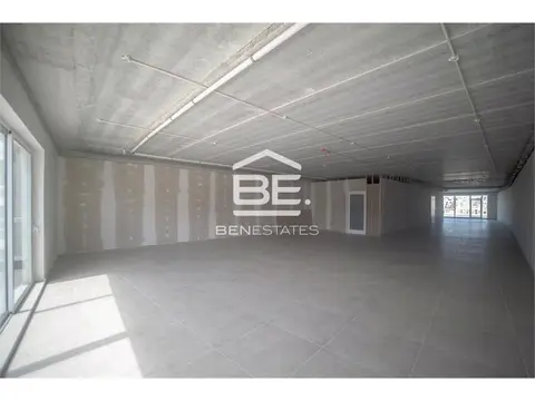 Office to rent in Pieta