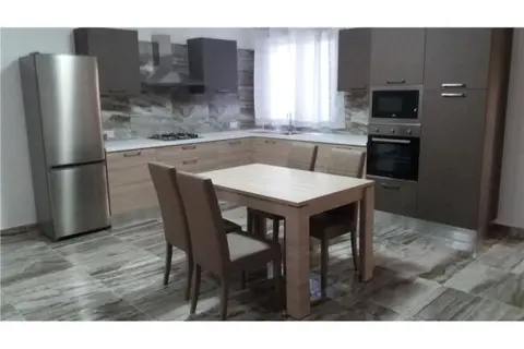 3 bedroom Apartment to rent in Marsaxlokk