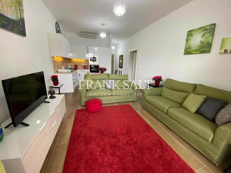 Naxxar, Furnished Apartment