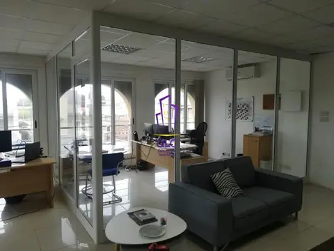 Office to rent in Naxxar