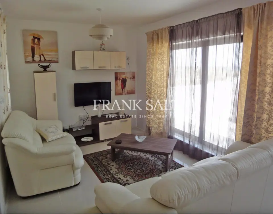 Bahar ic-Caghaq, Furnished Penthouse