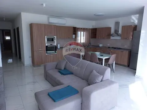 2 bedroom Penthouse to rent in Naxxar
