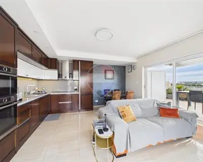 2 bedroom Penthouse for sale in Paola