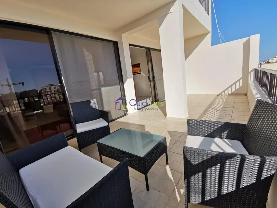3 bedroom Penthouse to rent in St. Julians