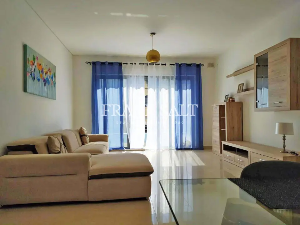 Swieqi, Furnished Maisonette