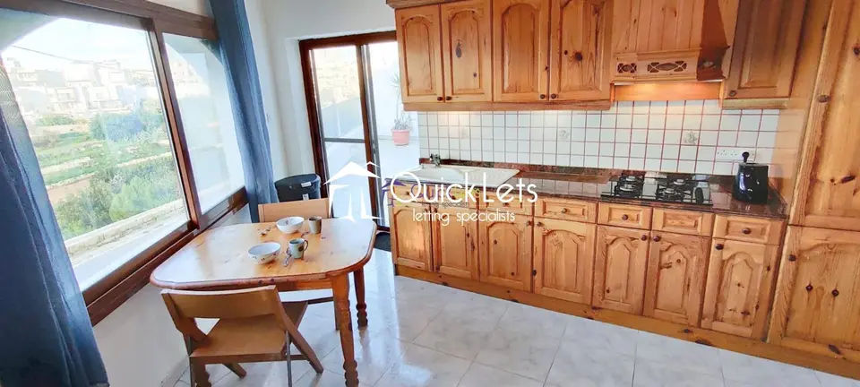 3 bedroom Maisonette to rent in St. Julians