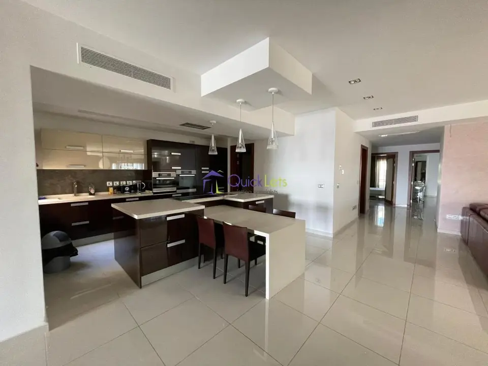 3 bedroom Apartment to rent in Ta' Xbiex
