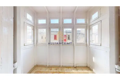 3 Bedroom Town House For Sale in Qormi