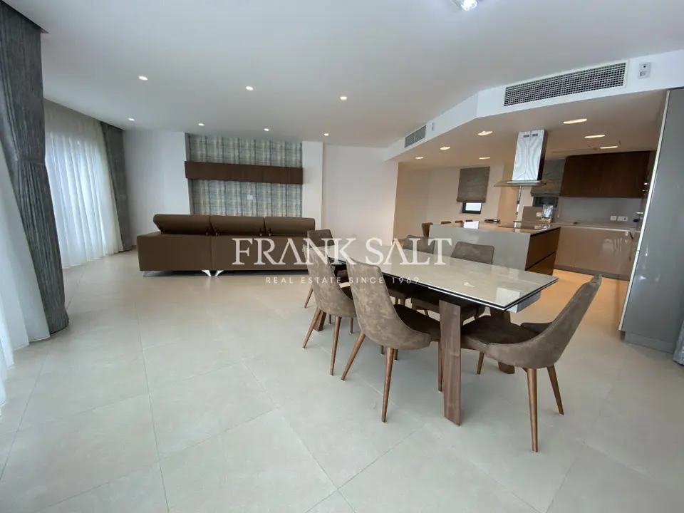 Portomaso, Apartment