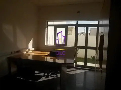 Office to rent in Pieta