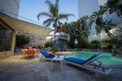 4 bedroom Farmhouse to rent in Zurrieq