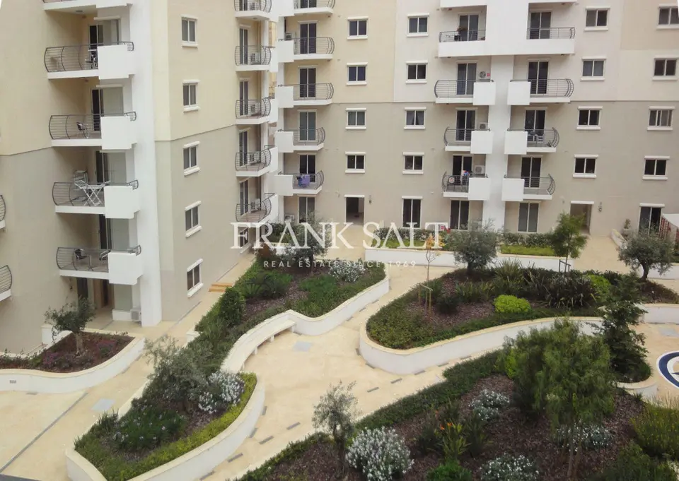 Gzira, Furnished Apartment