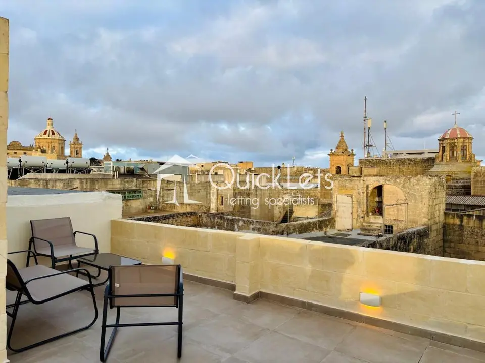 2 bedroom Townhouse to rent in Rabat