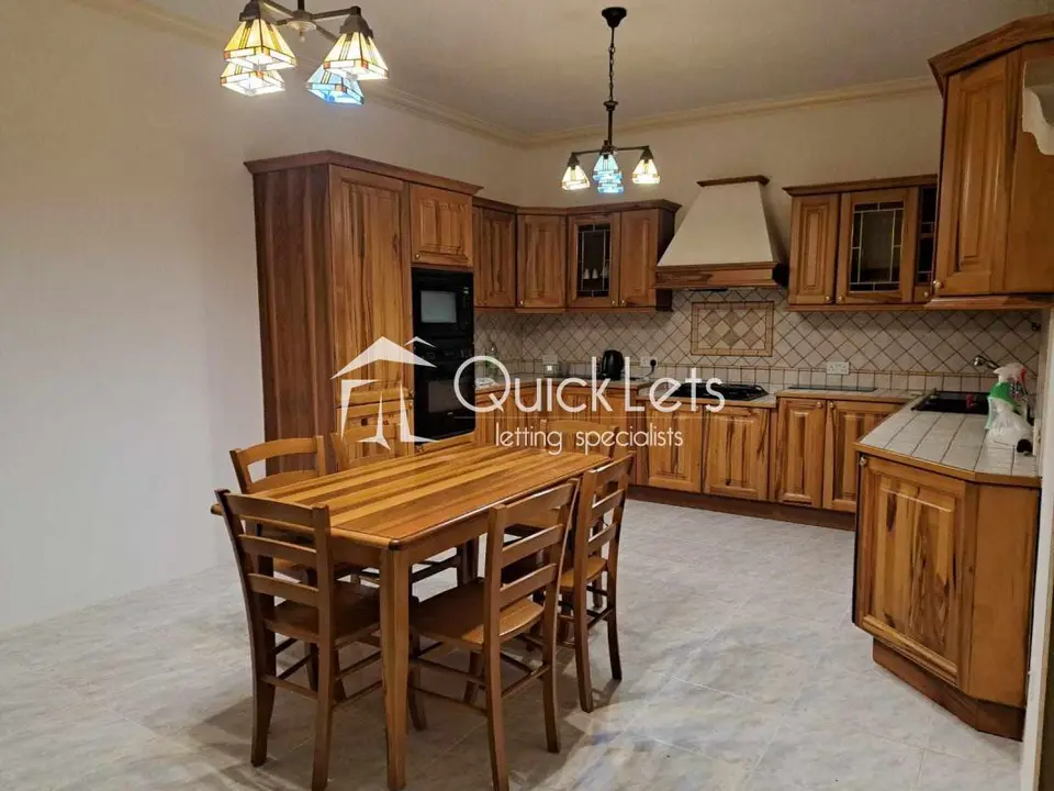 3 bedroom Apartment to rent in Zurrieq