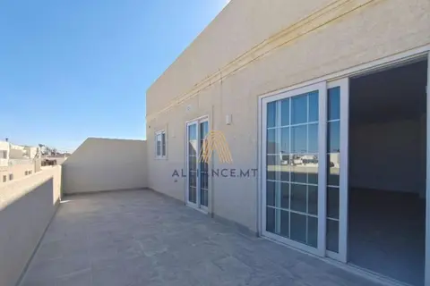 1 Bedroom Penthouse For Sale in St Julian's