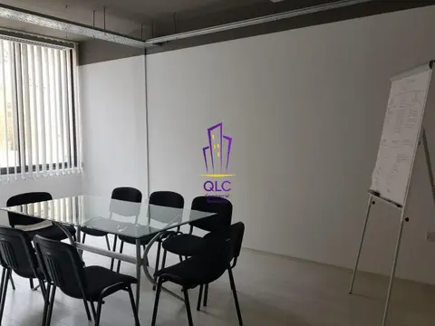 Office to rent in Pieta
