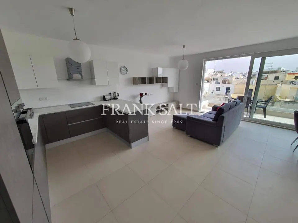 Swieqi, Furnished Apartment