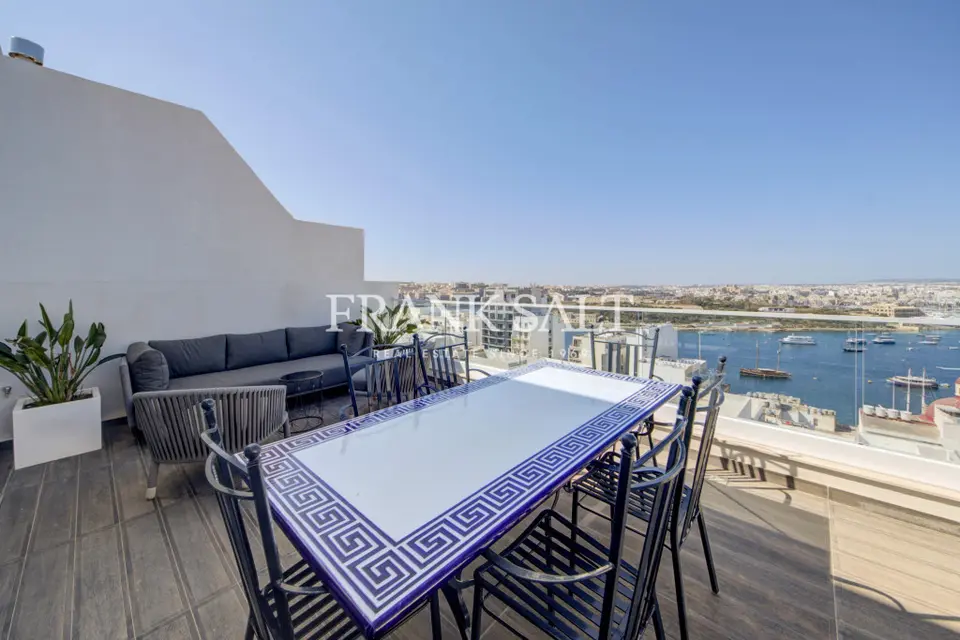 Sliema, Furnished Penthouse