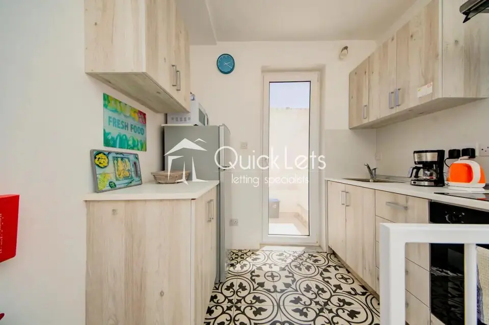 3 bedroom Townhouse to rent in Rabat