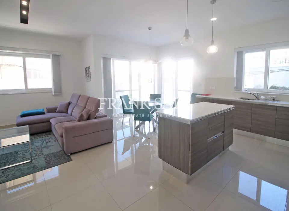 Gzira, Furnished Apartment