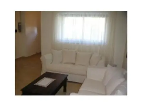3 bedroom Maisonette to rent in Lija