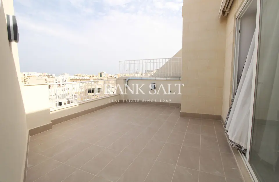Sliema, Furnished Penthouse