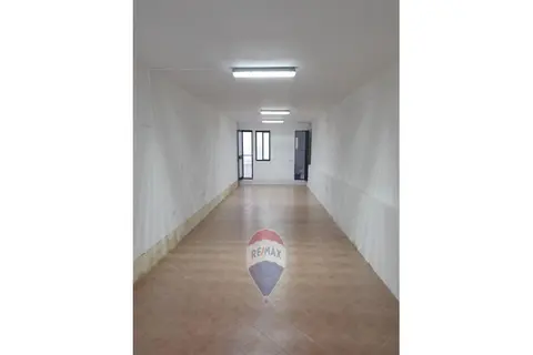 Garage For Sale in Marsascala