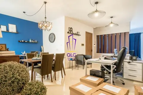 Office to rent in Zebbug