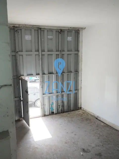 Factories / Warehouse for sale in Qormi