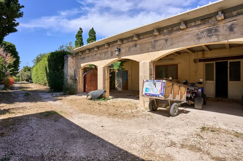 5 bedroom Detached Villa for sale in Burmarrad