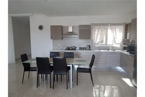3 bedroom Apartment to rent in Mgarr