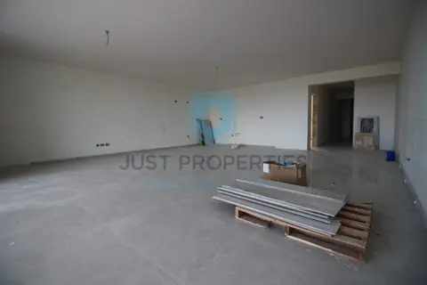 3 Bedroom Apartment For Sale in Mosta