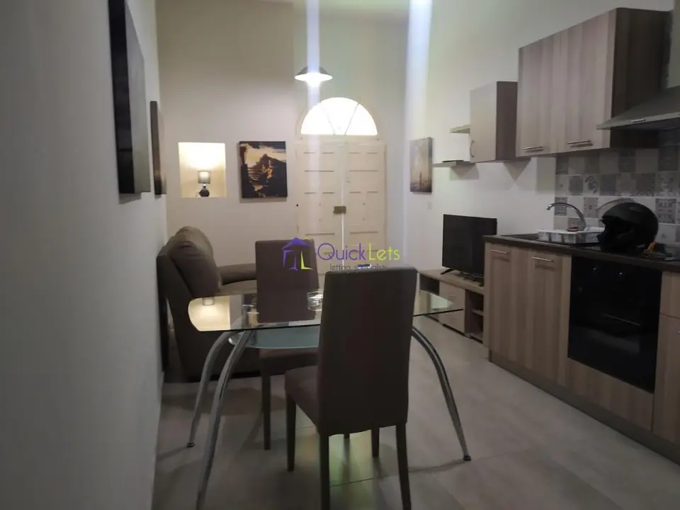 1 bedroom Maisonette to rent in Hamrun