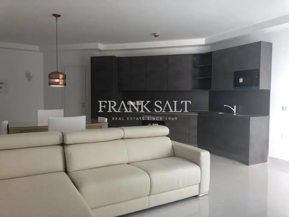 Gzira, Furnished Apartment