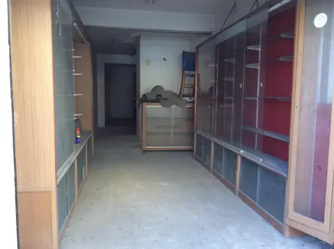 Retail / Shops / Clinic for sale in Hamrun