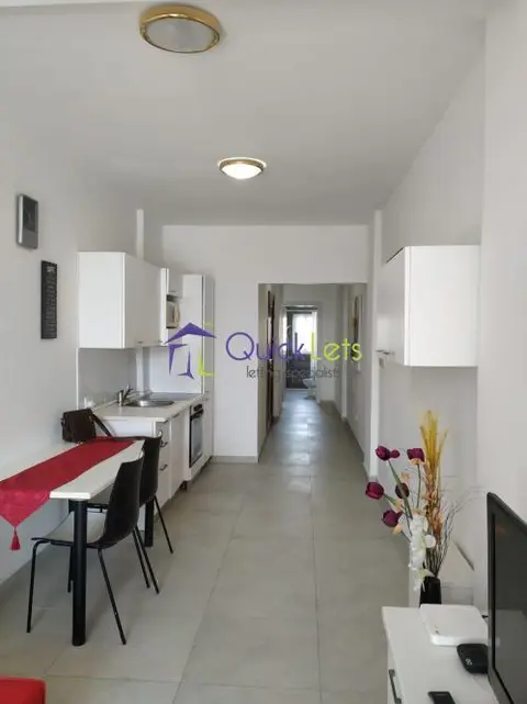 2 bedroom Apartment to rent in Gzira