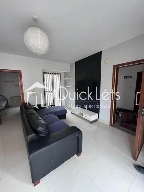 2 bedroom Apartment to rent in Gzira