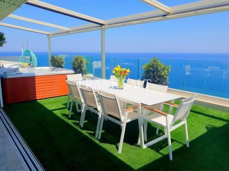 Sliema, Furnished Penthouse