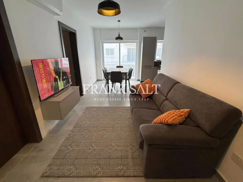 Gzira Furnished Apartment