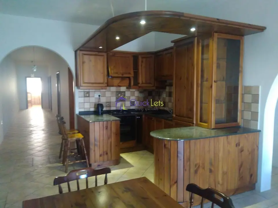 3 bedroom Maisonette to rent in Siggiewi