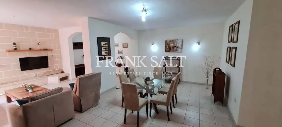 Swieqi, Furnished Maisonette