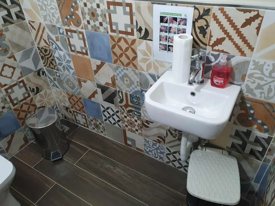 Retail / Shops / Clinic for sale in Swieqi