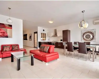 2 bedroom Apartment to rent in Sliema
