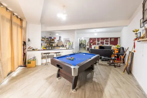 3 Bedroom Apartment For Sale in Marsascala