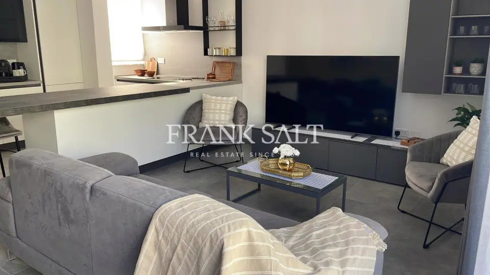 St Julians, Penthouse