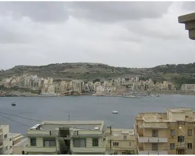 3 bedroom Apartment to rent in Xemxija