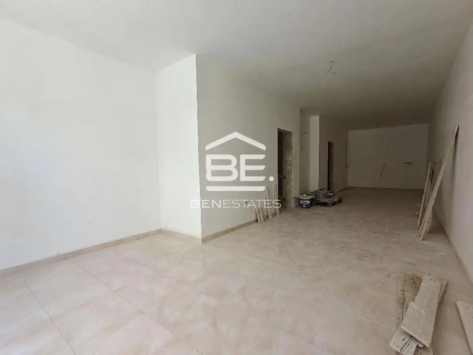 1 bedroom Studio for sale in Paola